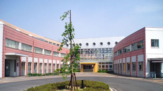 ��錧���ӊw�Z�̍Z�ɂ̎ʐ^